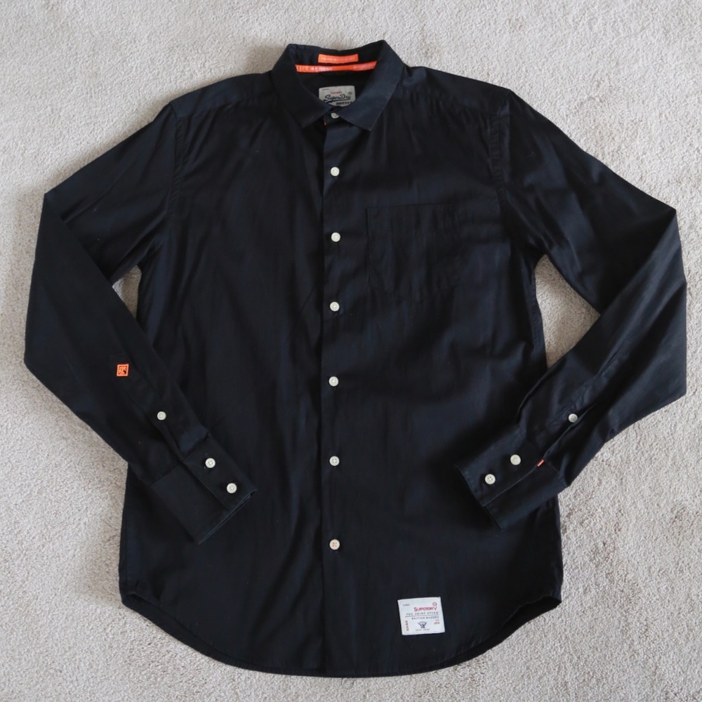 Superdry black long-sleeve shirt M